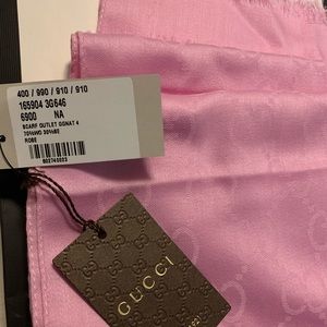 Authentic GUCCI woman’s scarf